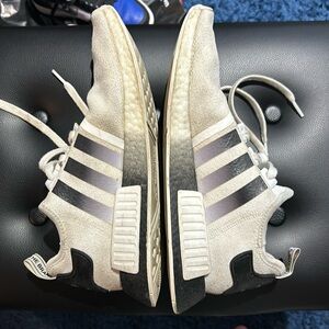 Adidas NMD_R1 ‘White Black Gradient’